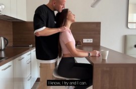 Напряженный секс с грудастой женой